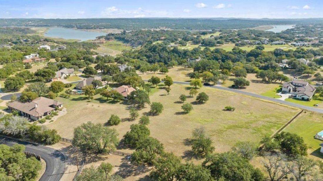 27247 Waterfall Hill, Spicewood