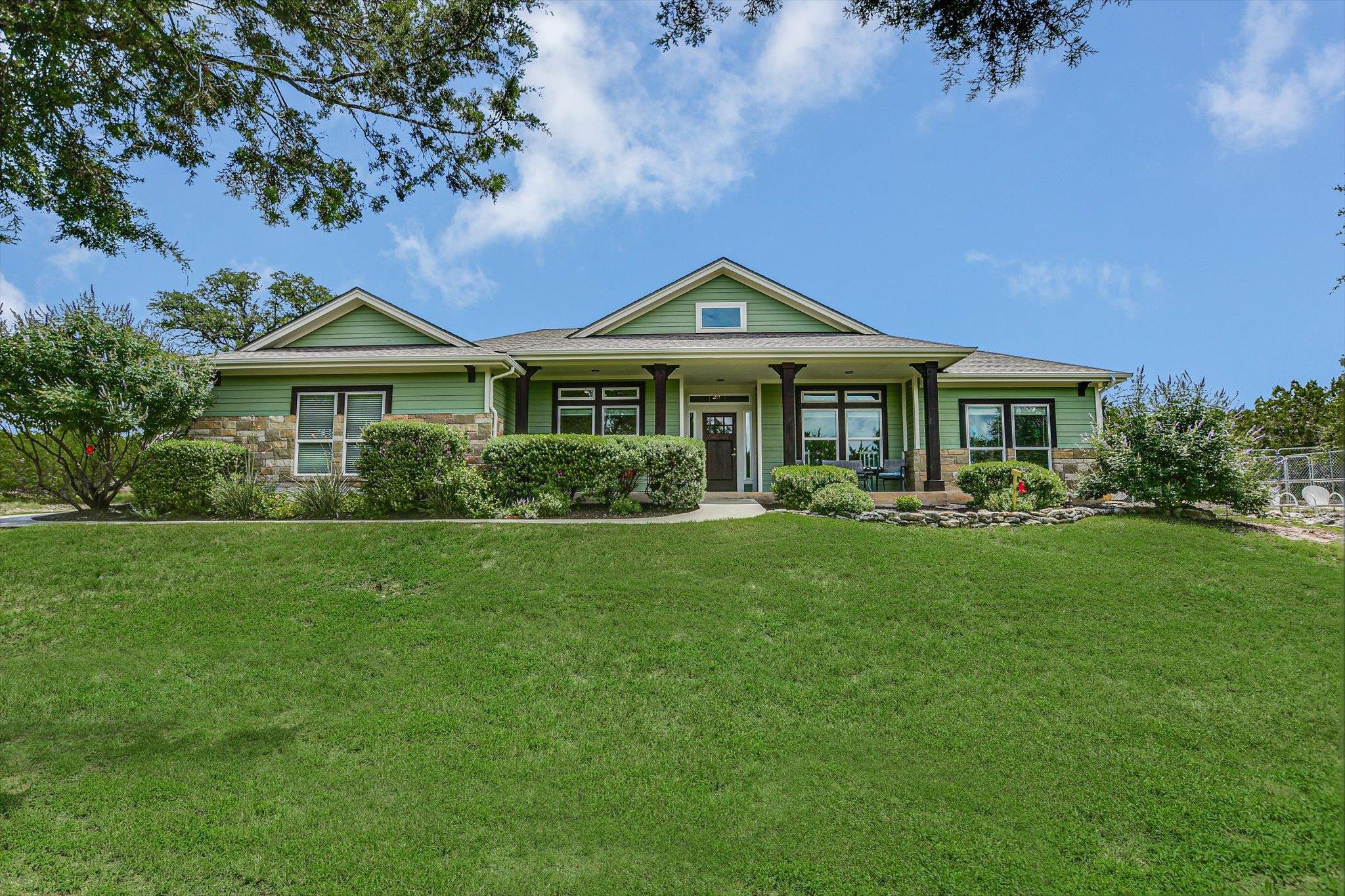 520 Murphy, Bertram