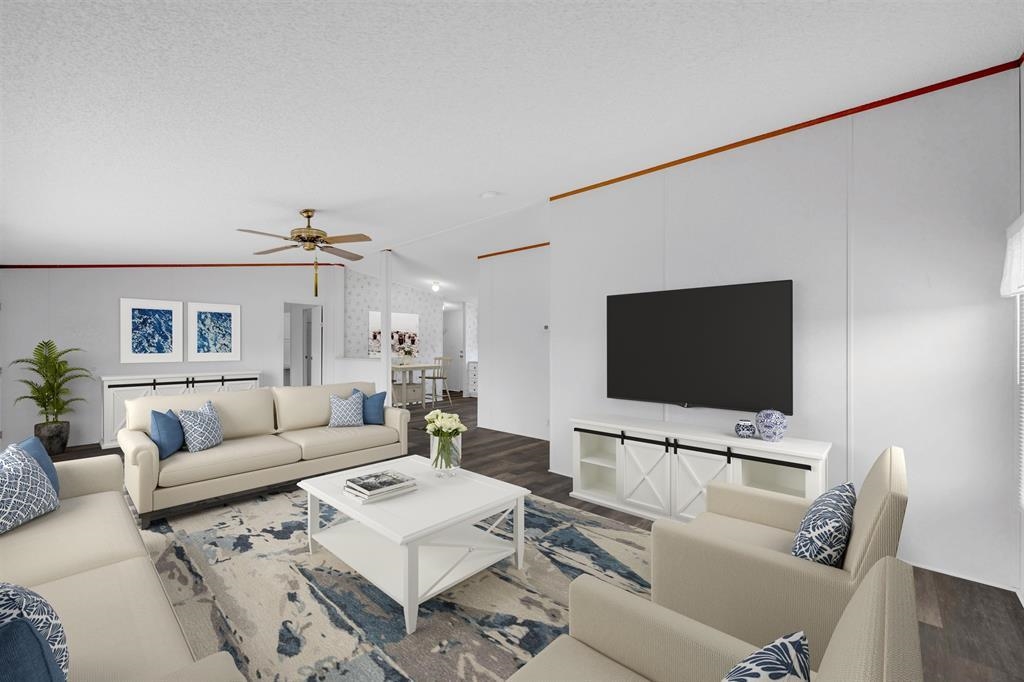 156 Julie, Kingsland