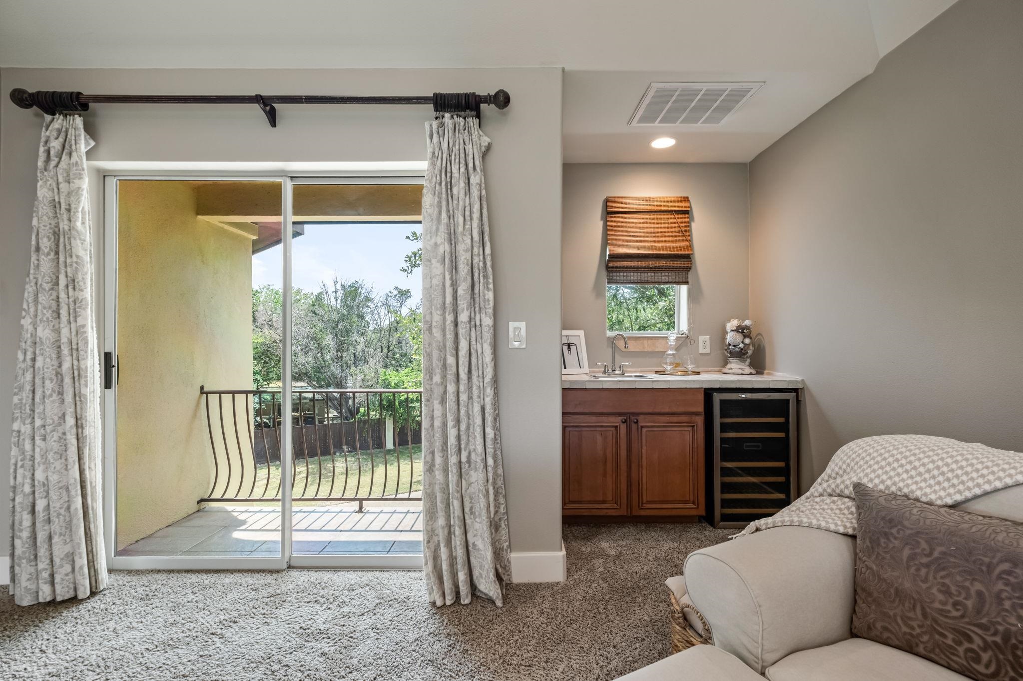 third level private primary suite