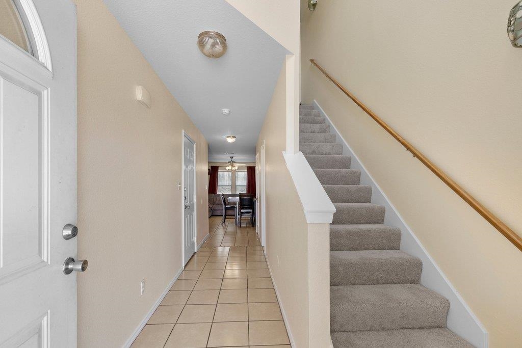 Entry Way Unit A