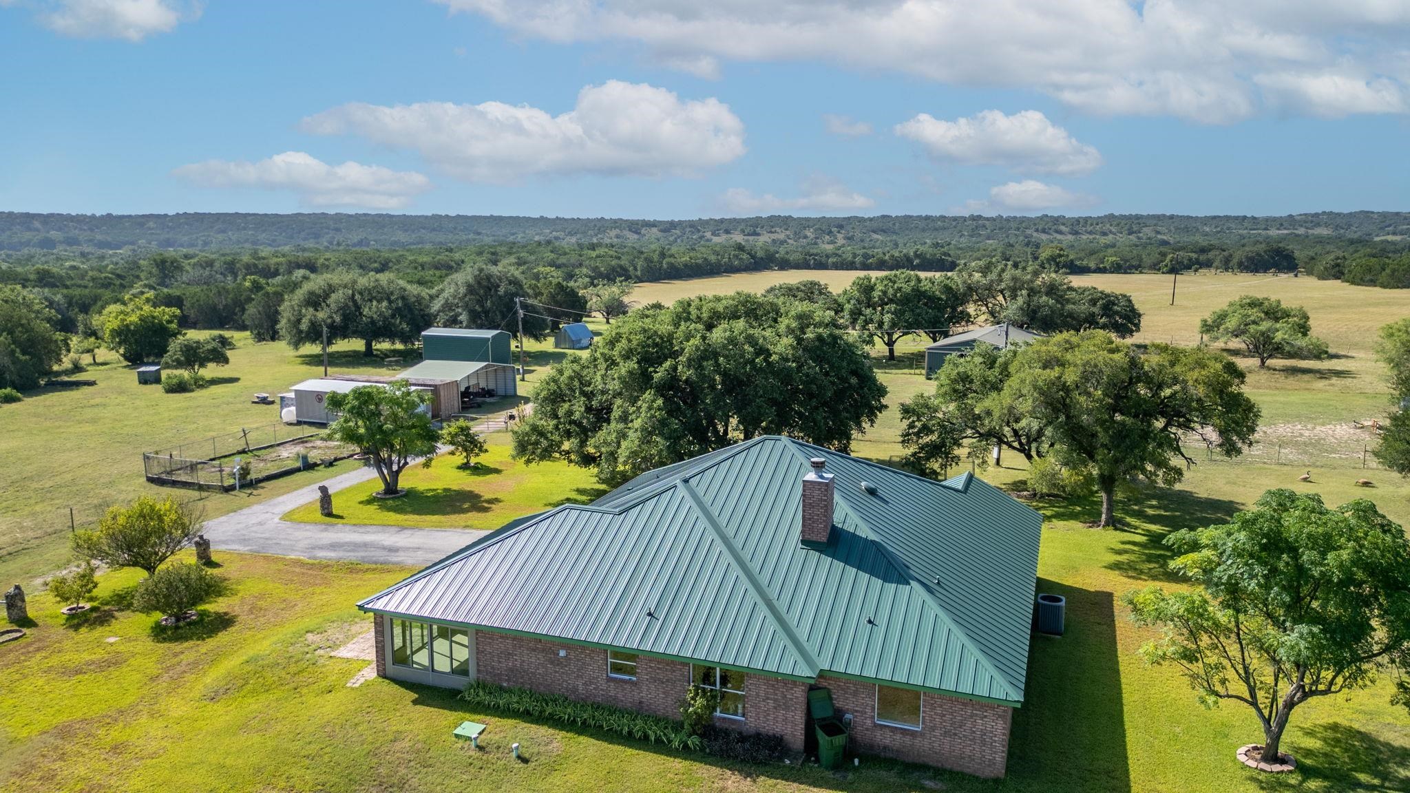 853 County Road 4390, Kempner