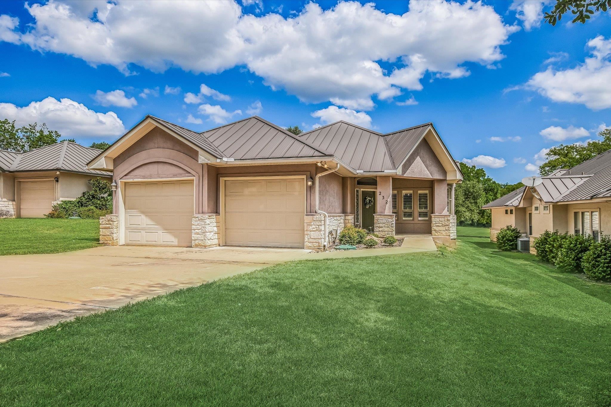 232 Fault Line Dr., Horseshoe Bay