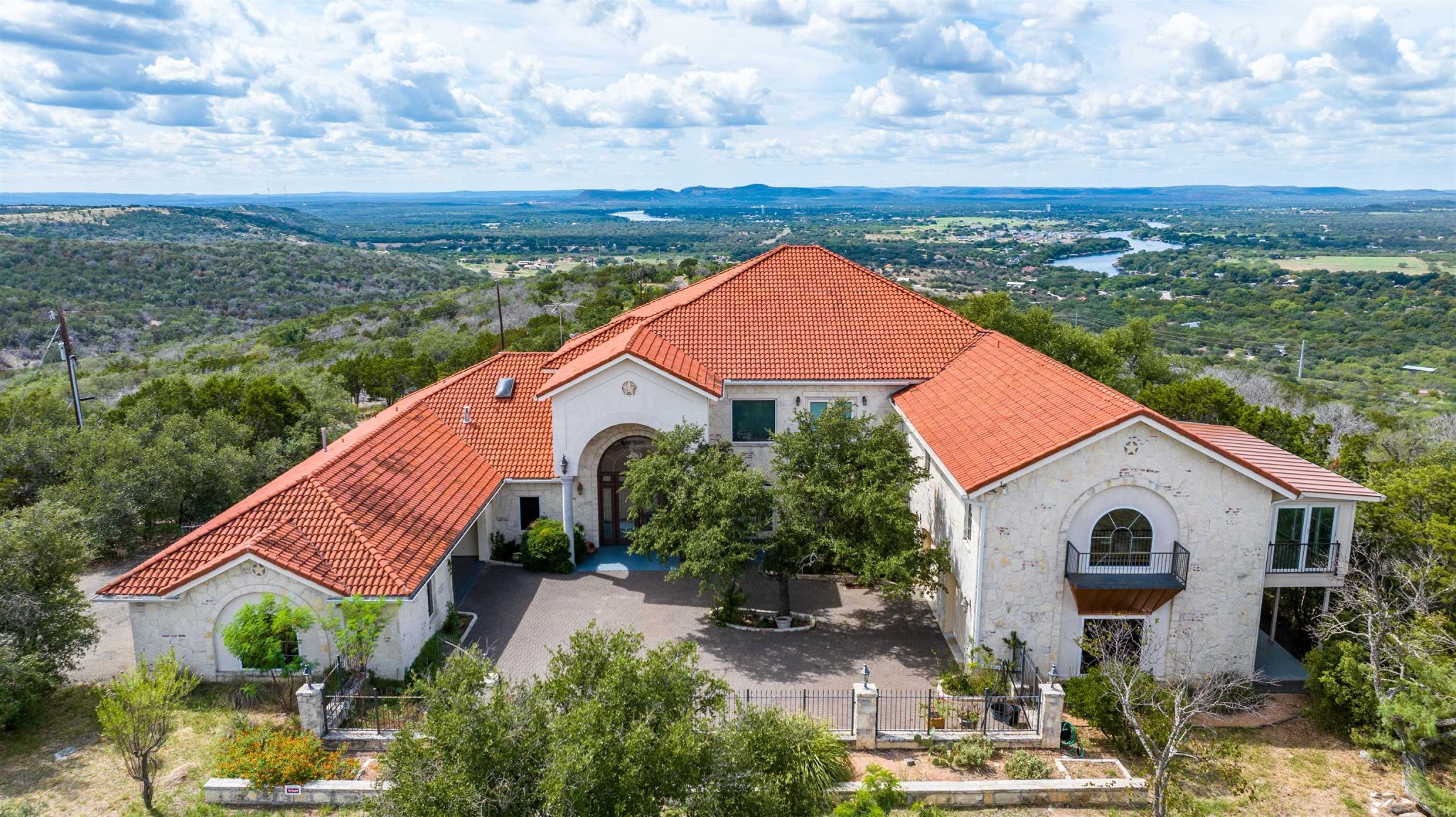 2425 Farm to Market 2342, Burnet