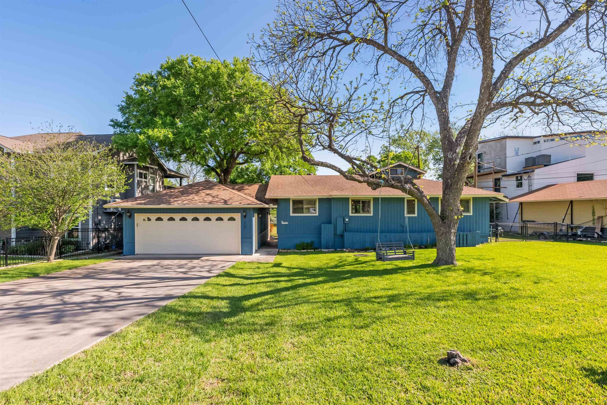 1707 Aztec Trail, Kingsland
