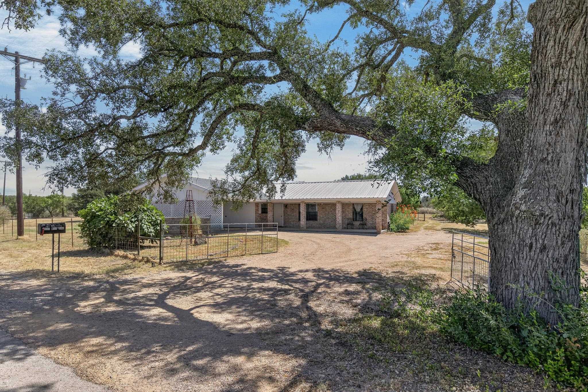 101 Big Oak, Marble Falls