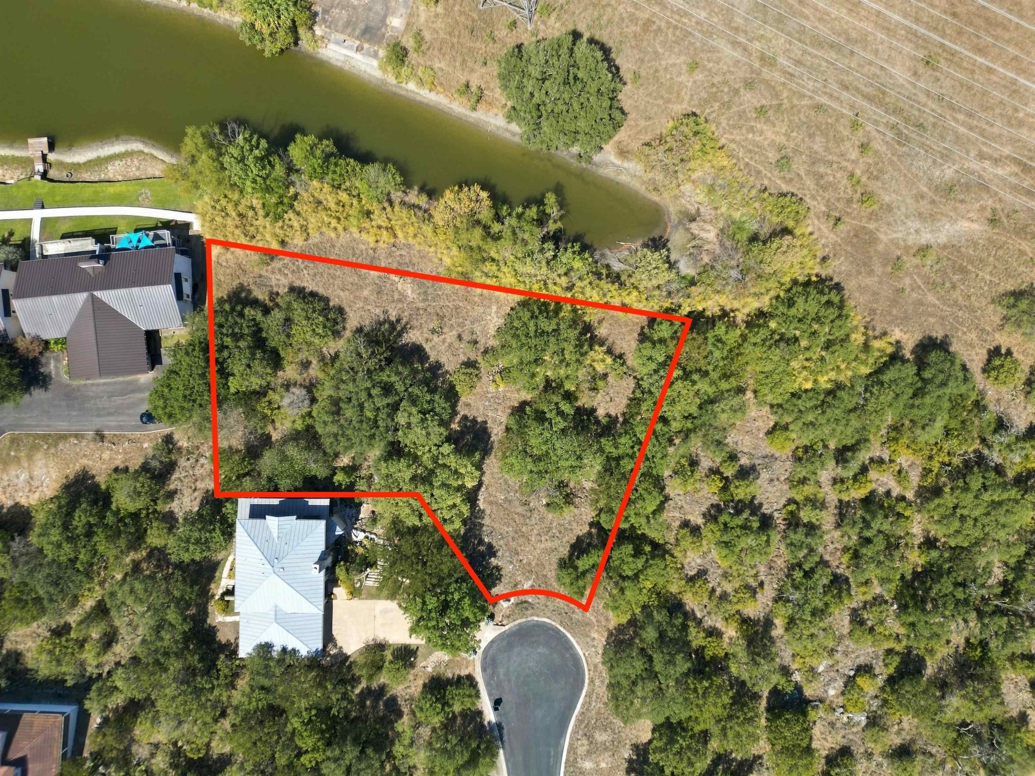 Aerial is showing the outline of 2 lots - N6025 & 6026