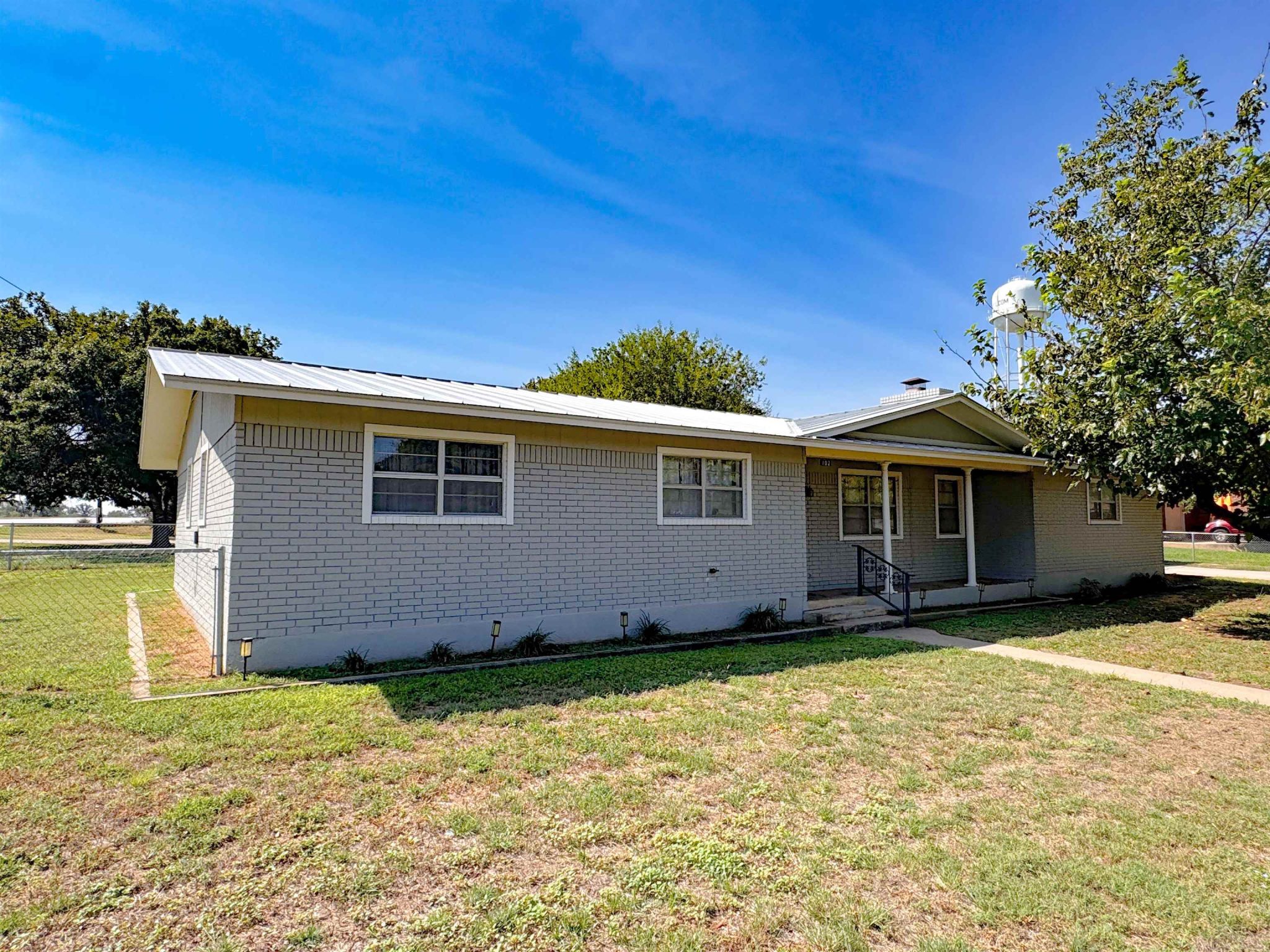 102 Llano, Llano