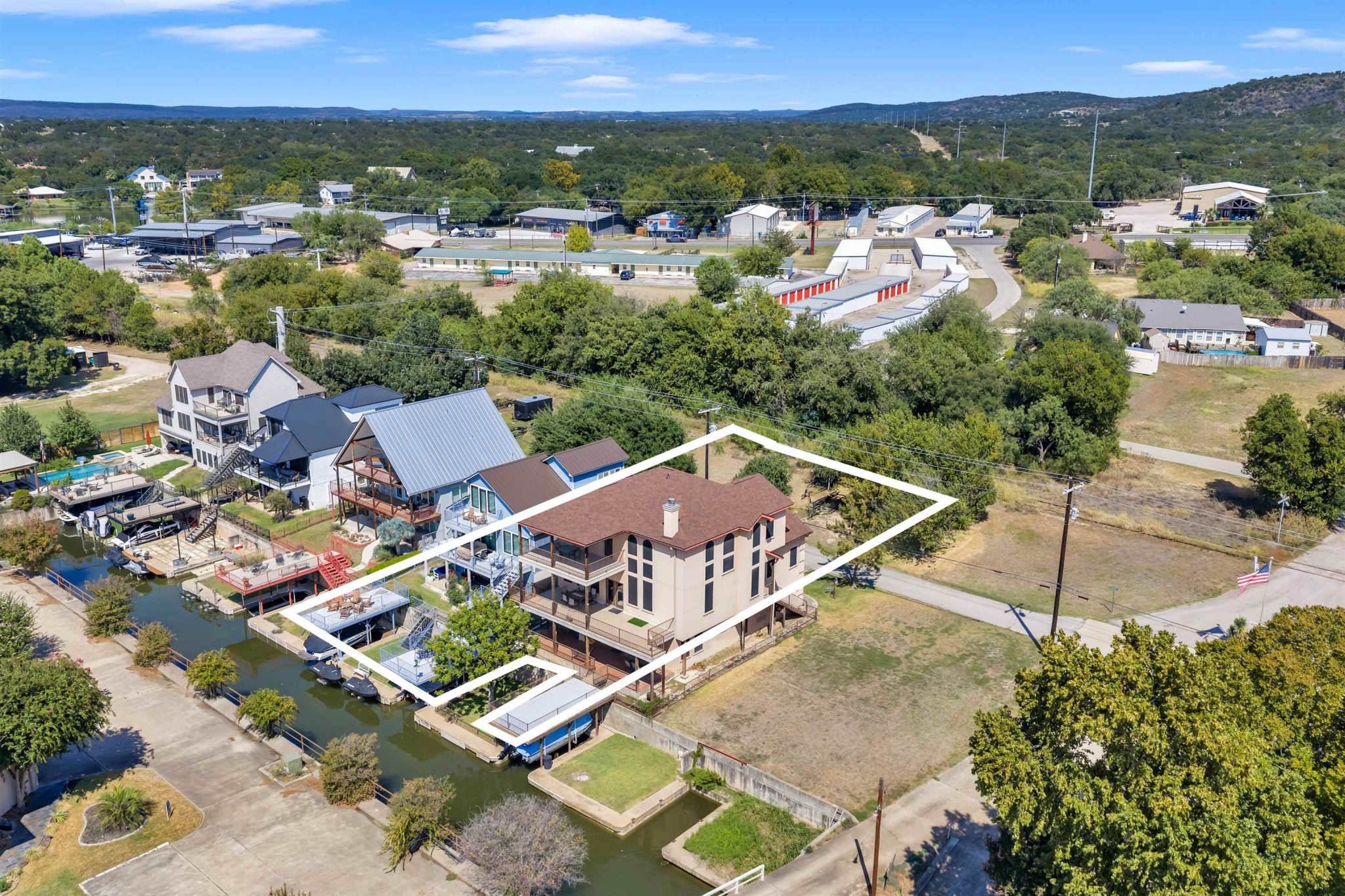 203 Waterview, Kingsland