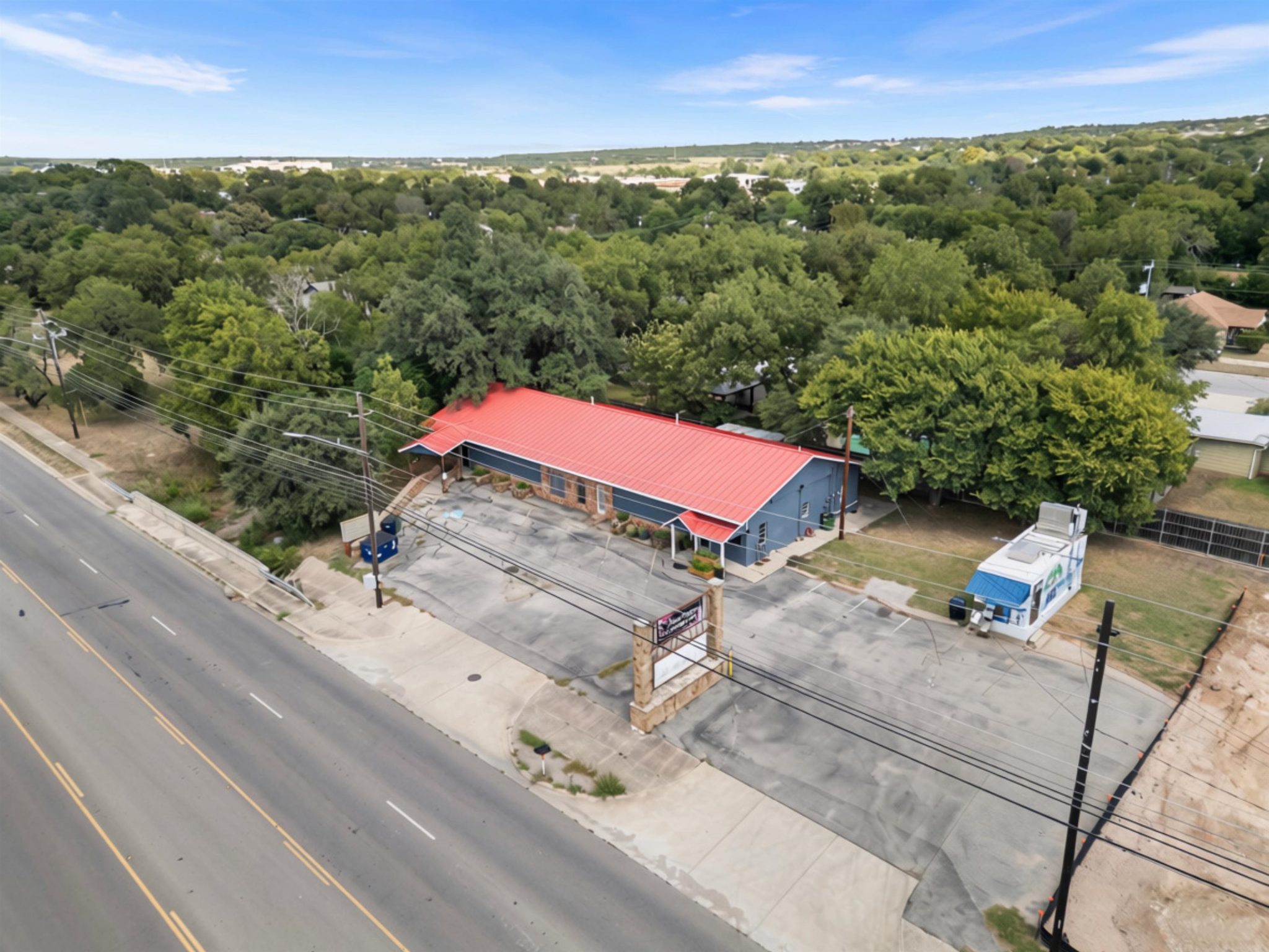 605 Water, Burnet