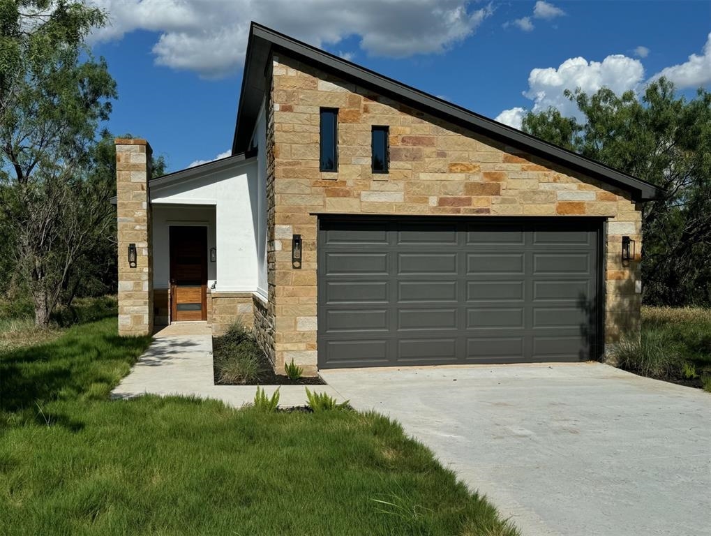 611 SunRay, Horseshoe Bay